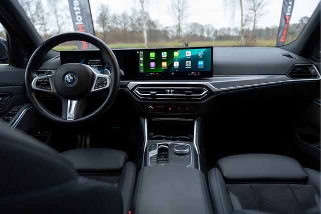 BMW 3-SERIE Touring 330e M-Sport, HUD, Laser, Trekhaak, Elektr stoel, Pano