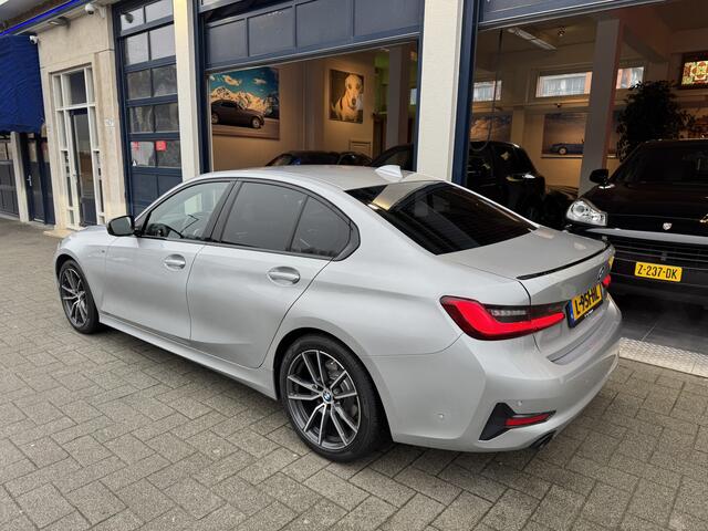 BMW 3-SERIE 318i Business Edition Plus M-SPORT/NL AUTO