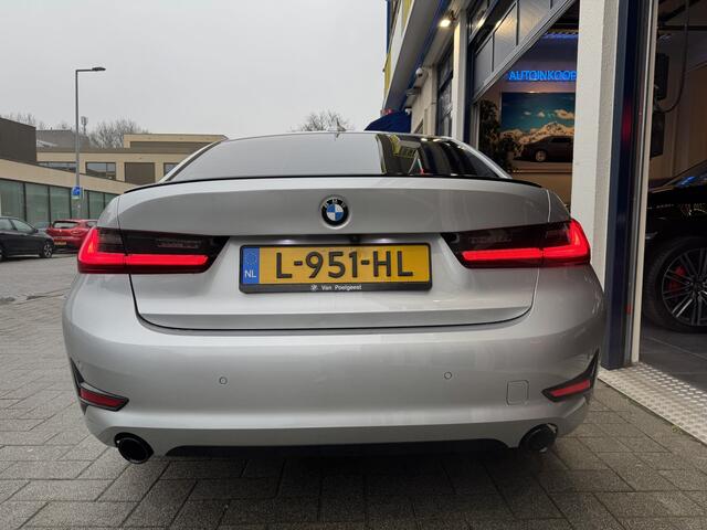 BMW 3-SERIE 318i Business Edition Plus M-SPORT/NL AUTO