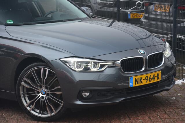 BMW 3-SERIE 320d Centennial Executive | Navigatie | Clima | Stoelverwarming | Cruise-control | NL auto!! |