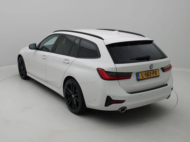 BMW 3-SERIE Touring 318i Business Edition Sport ,Digitaal Dash.