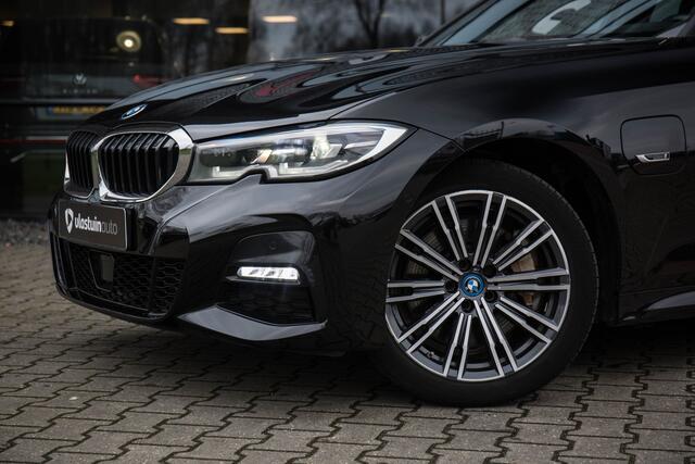 BMW 3-SERIE Touring 330e High Executive M-Sport , Adap. cruise, Virtual cockpit, Stuur/stoelverwarming,