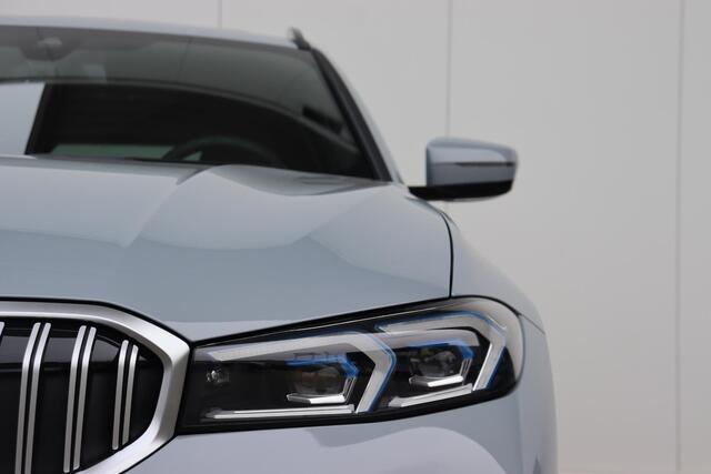 BMW 3-SERIE Touring 330e M Sportpakket/ Innovation Pack/ Comfort Pack/ Comfort Access/ panoramadak/ Sportstoelen/ Cruise Control/ Harman-Kardon/