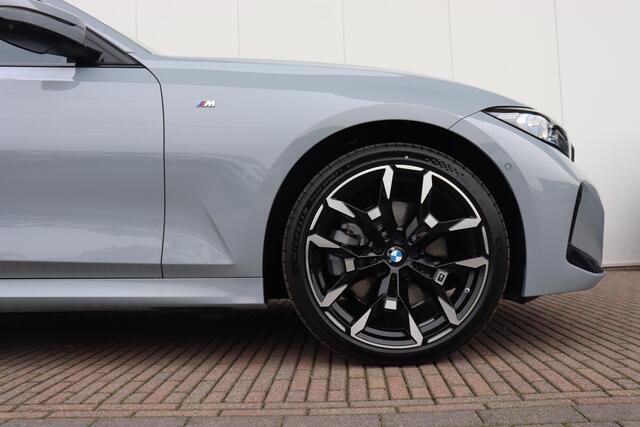 BMW 3-SERIE Touring 330e M Sportpakket/ Innovation Pack/ Comfort Pack/ Comfort Access/ panoramadak/ Sportstoelen/ Cruise Control/ Harman-Kardon/