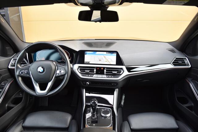 BMW 3-SERIE Touring 330i Executive Edition * Sport line * Sfeerverlichting * HIFI * Trekhaak * Dealer onderhouden *
