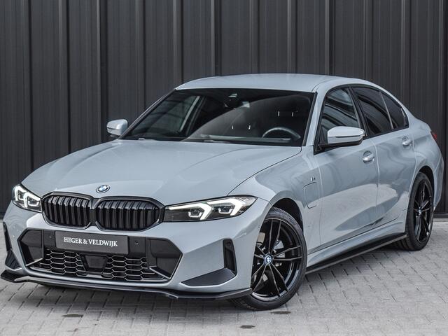 BMW 3-SERIE 330e xDRIVE | M-SPORT | TREKHAAK | ELEKTR. VERST. STOELEN | ACTIVE CRUISE CONTROL | CAMERA | LEDEREN BEKLEDING | DAB+ | HIFI SOUND | SHADOW-LINE | STOEL- EN STUUR VERWARMING