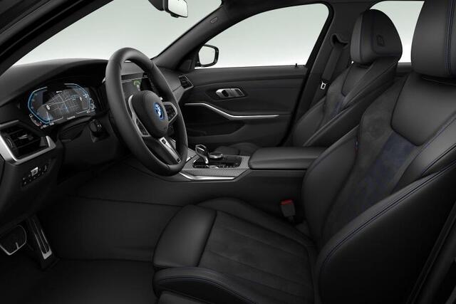 BMW 3-SERIE Touring 330e