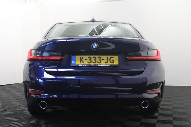 BMW 3-SERIE 318i Executive Edition |Org NL|Leder|Stoelverwarming|