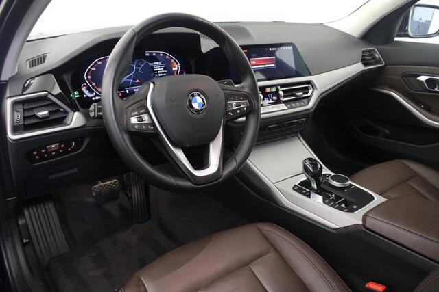 BMW 3-SERIE 318i Executive Edition |Org NL|Leder|Stoelverwarming|