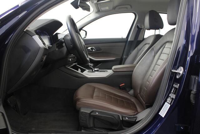 BMW 3-SERIE 318i Executive Edition |Org NL|Leder|Stoelverwarming|