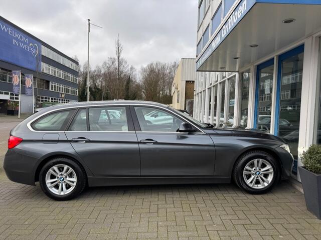 BMW 3-SERIE 318i Touring Luxury Line Purity Executive I Automaat I Leer I Na
