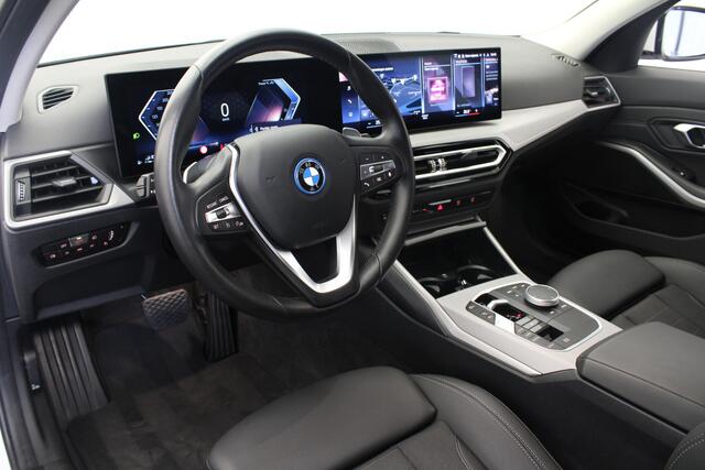 BMW 3-SERIE Touring 320e Business Edition