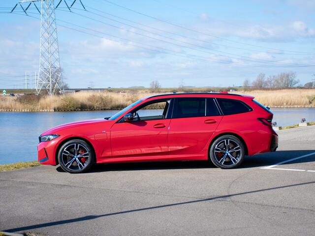 BMW 3-SERIE Touring 330e M-Sport | Schaalstoelen | Adaptieve Cruise | M-Sport Pro