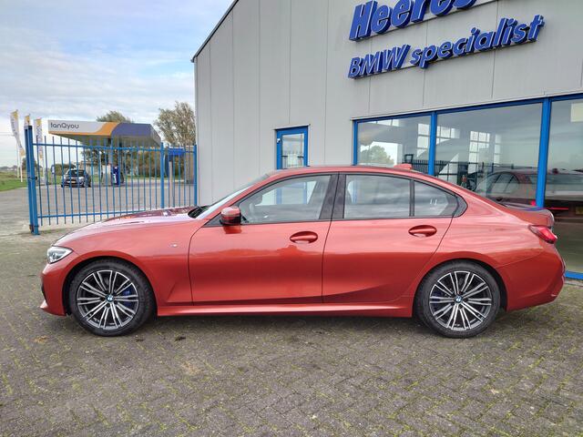 BMW 3-SERIE 330i High Executive M-Sport / Live Cockpit Pro / DAP / HIFI / LED / Trekhaak / Bomvol