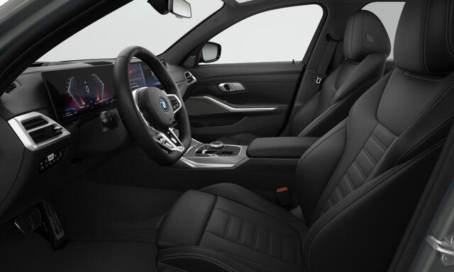 BMW 3-SERIE 330e Touring | M Sportpakket | Innovation Pack | Comfort Pack