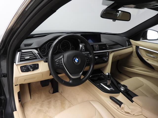 BMW 3-SERIE Touring 320i Touring Automaat | Trekhaak | Leder | Stoelverwarming | Navi Pro | HiFi | LED