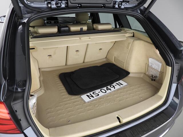 BMW 3-SERIE Touring 320i Touring Automaat | Trekhaak | Leder | Stoelverwarming | Navi Pro | HiFi | LED