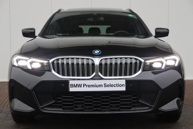BMW 3-SERIE Touring 320e M-Sportpakket / HIFI / Panoramadak / 18 '' /