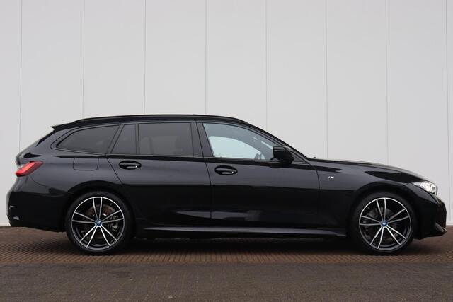 BMW 3-SERIE Touring 320e M-Sportpakket / HIFI / Panoramadak / 18 '' /