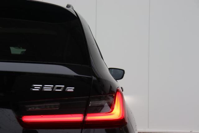 BMW 3-SERIE Touring 320e M-Sportpakket / HIFI / Panoramadak / 18 '' /