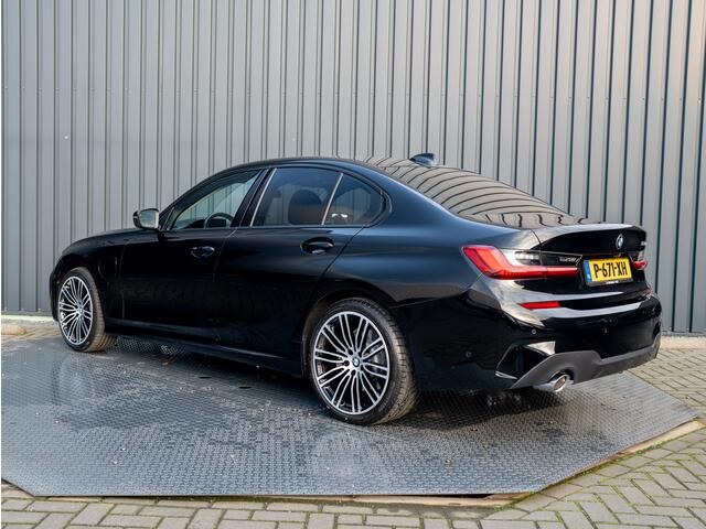 BMW 3-SERIE 330e High Executive | 19'' | Trekhaak afnb. | Camera | Prijs Rijklaar!!