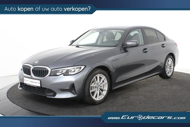BMW 3-SERIE 330e Business Edition Plus*1ste Eigenaar*Navigatie*Leer