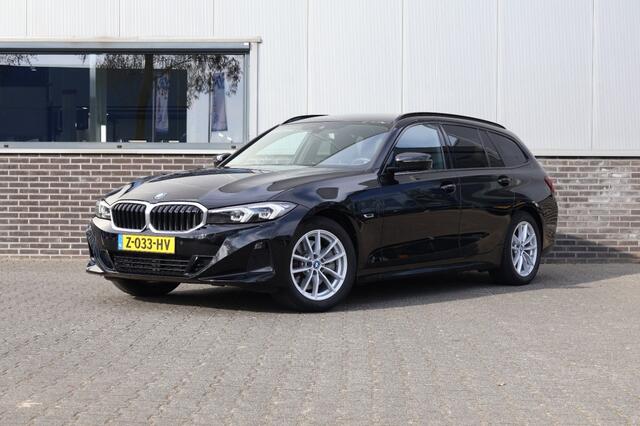 BMW 3-SERIE Touring 320e - Elektrische stoelen + Memory - Stoelverwaming
