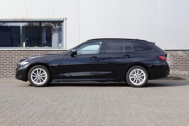BMW 3-SERIE Touring 320e - Elektrische stoelen + Memory - Stoelverwaming