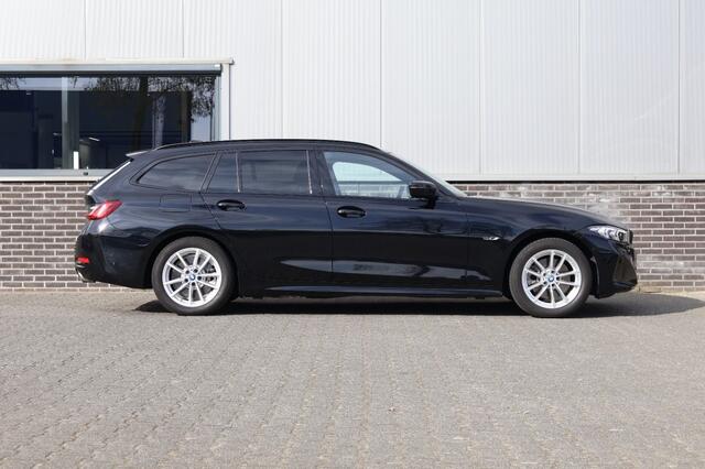 BMW 3-SERIE Touring 320e - Elektrische stoelen + Memory - Stoelverwaming