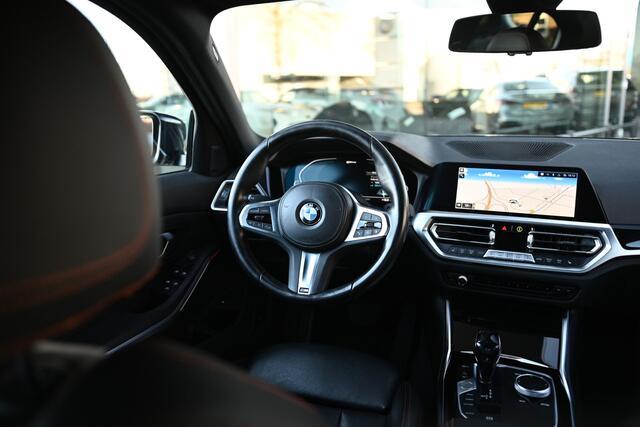 BMW 3-SERIE 330e High Executive Sport Line Automaat / Sportstoelen / Live Cockpit Professional / LED / Stoelverwarming / Cruise Control / Leder