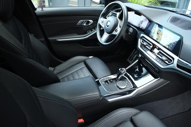 BMW 3-SERIE Touring 330e xDrive M-Sport Pano HUD El-zetels Adp-demping Camera