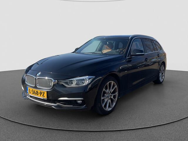 BMW 3-SERIE Touring 320i Luxuryline Adaptive cruise | Leder | Pano | Camera
