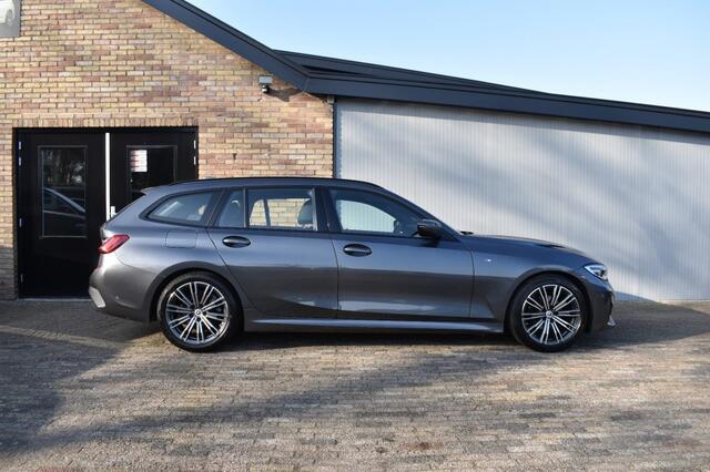 BMW 3-SERIE 318I BNS ED. Plus, M-Sport, Xenon, Leder