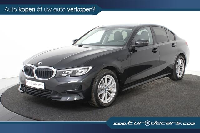 BMW 3-SERIE 330e*1ste Eigenaar*Leer*Navigatie*Parkassist*Carplay