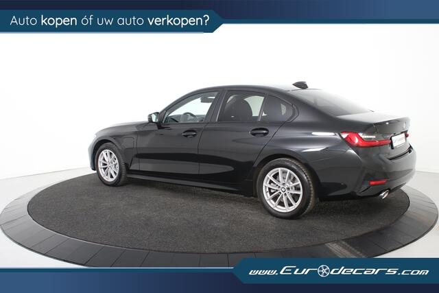 BMW 3-SERIE 330e*1ste Eigenaar*Leer*Navigatie*Parkassist*Carplay