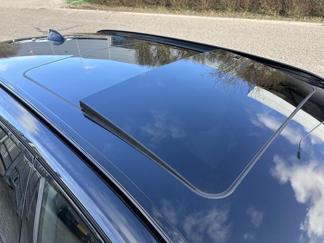 BMW 3-SERIE Touring 320e M sport Pano-Dak | Trekhaak | Camera | Stoelverw. | HiFi | DAB