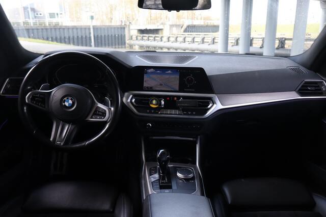 BMW 3-SERIE 320i Executive Ed. I Geen Import I Sfeerverlichting I Alcantara