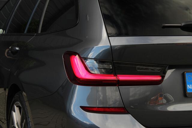 BMW 3-SERIE Touring M340i xDrive High Executive | Pano | M Stoelen | 360 Camera