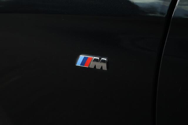 BMW 3-SERIE 318i M Sport / Stoelverwarming / Keyless