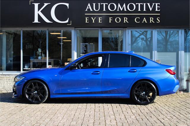 BMW 3-SERIE 320i High M-Sport | HuD | Sfeer | 20'' |