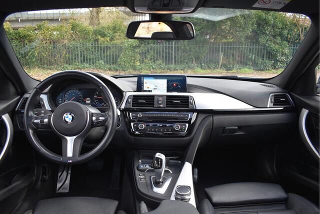 BMW 3-SERIE 318i 318 I Edition M Sport Shadow Executive NL-AUTO | OPEN DAK | DIGITALE TELLERS | LEDEREN BEKL | Z+W BANDEN | STOELVERWARMING | NAVI
