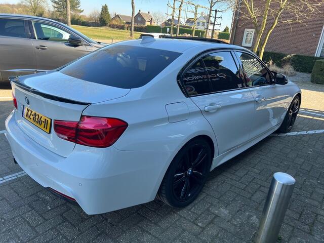 BMW 3-SERIE 330E CENT.HI.EX.