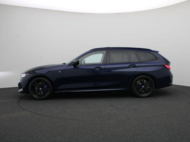 BMW 3-SERIE Touring 320e M Sportpakket Pro | Travel Pack | Innovation Pack | Comfort Pack | Entertainment Pack | Trekhaak | Comfort Access | Elektrisch Verstelbare Stoelen | Driving Assistant Professional | Harman Kardon | 19''