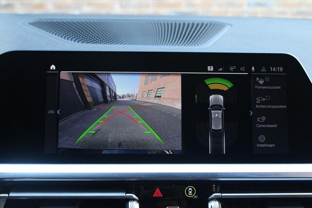 BMW 3-SERIE Touring 330E XDRIVE TOURING | Pano | Camera