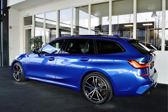 BMW 3-SERIE Touring 330e Hybride M-Sportedition | M-Stoelen | Vol !!