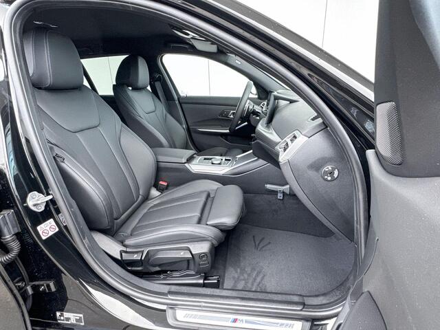 BMW 3-SERIE Touring 318i M-Sport / Comfort Acces / 18 inch / Comfort Pakket / Hifi / Privacy Glas / Stoelverwarming / Parking Assistant