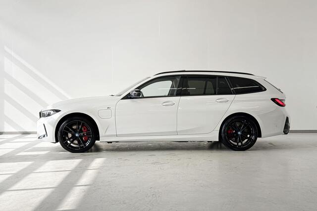 BMW 3-SERIE Touring 330e xDrive Innovation Pack M Sportpakket Pro Aut. - Verwacht: April 2025