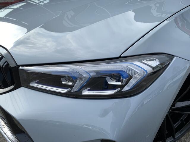 BMW 3-SERIE 320d M Sport 190pk automaat laser | Head up | Schuif Kantel | Stoelverwarming