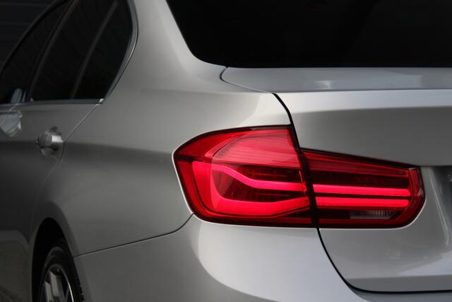 BMW 3-SERIE 320i Corporate Lease Executive | LED | M Sport 19'' | Sportline