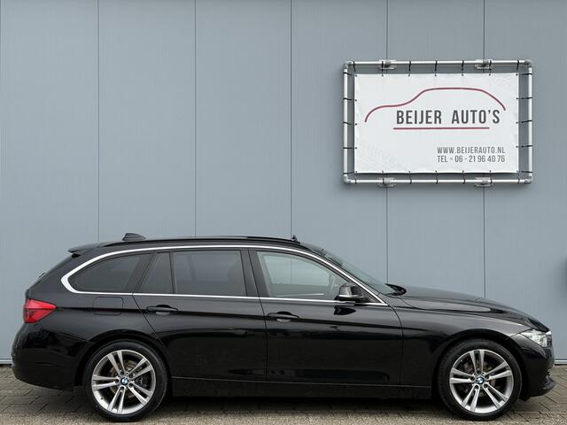 BMW 3-SERIE Touring 320i High Executive Pano/Trekhaak/Automaat.